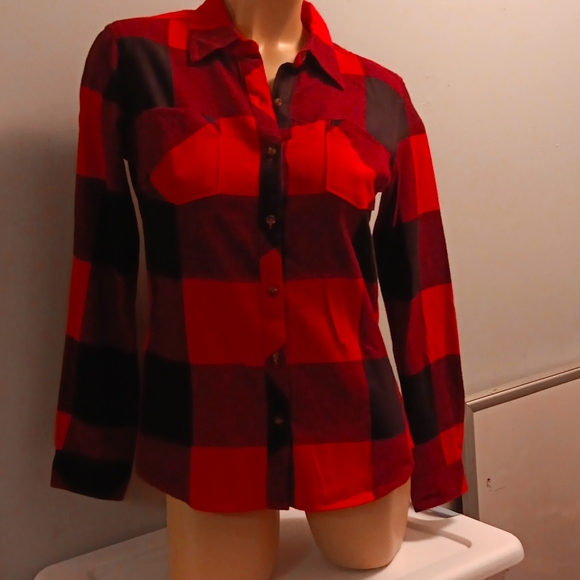 Natural Reflections Tops - NWOT Buffalo Plaid Flannel Shirt